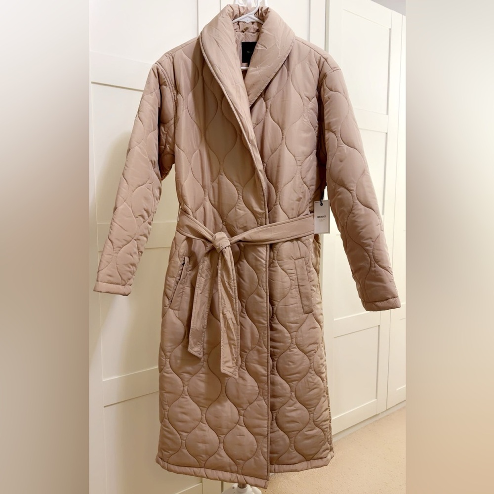 Forever 21 Women's Quilted Coat in Taupe